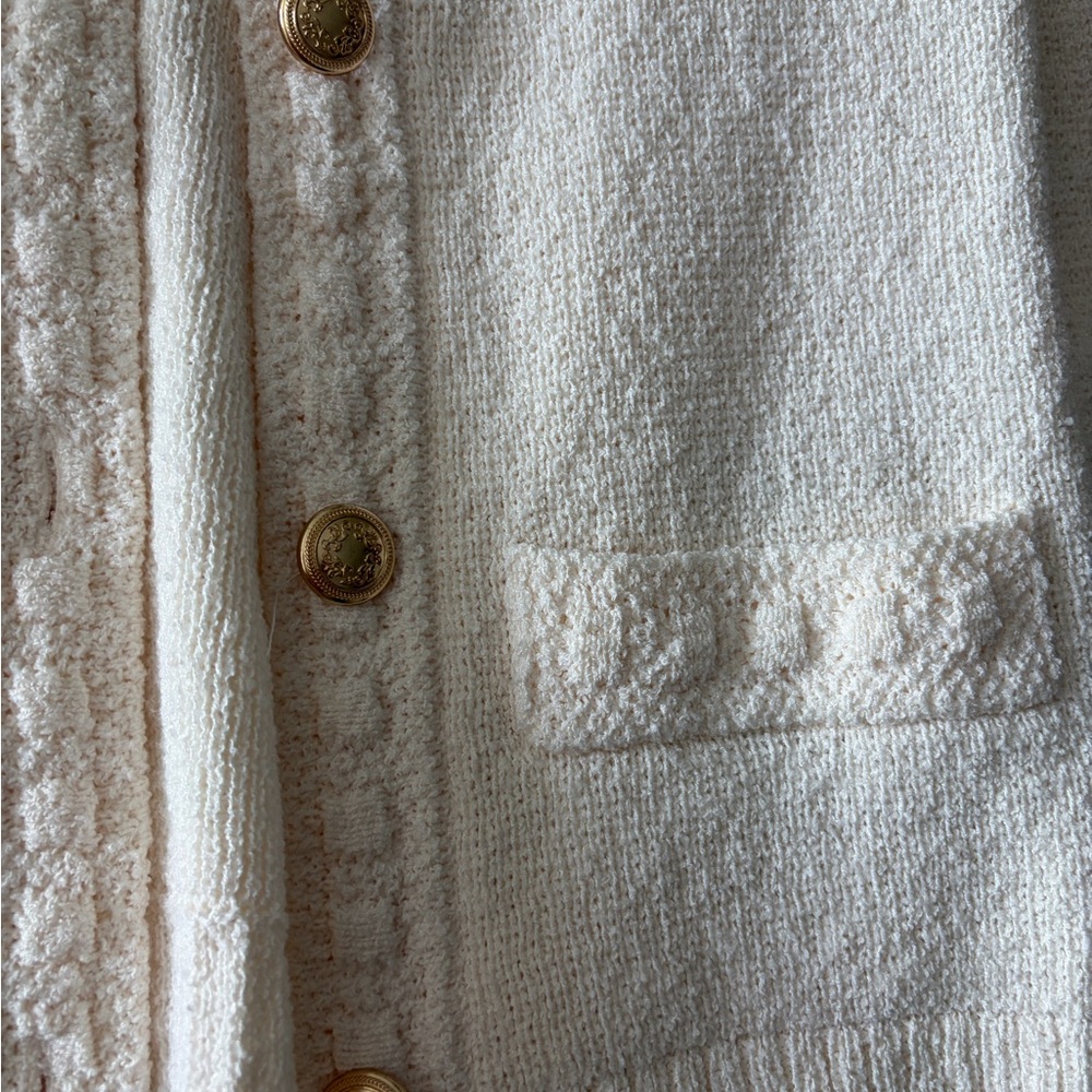 H&M Cream Bouclé Knit Cardigan with Gold Buttons - Picture 5 of 9